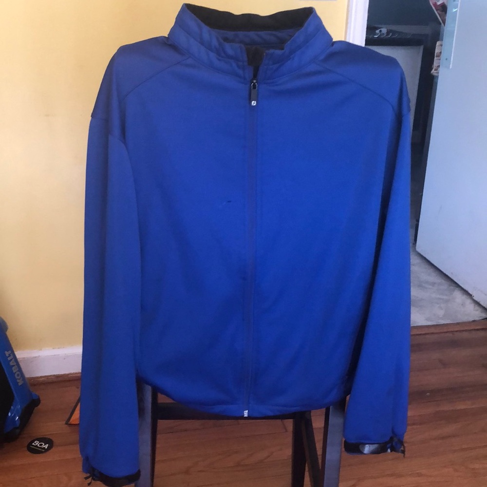 FootJoy jacket. Mid weight zip up golf jacket.